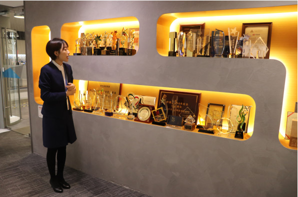 9de0b70c6d234c35959b2cef9a54cd5c.jpg 4ea3504a4ac94a848d620eac77c8e2a0.jpg