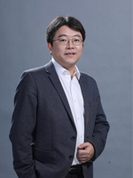 荔枝视频
 执行院长 文继荣